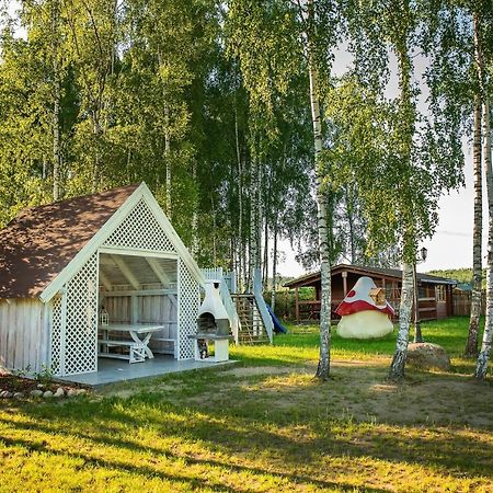 Domki W Lasku Wiele Exterior foto